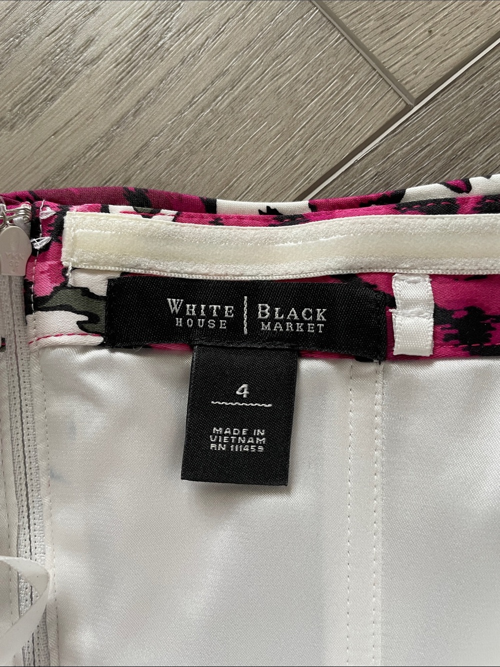 White House Black Market Strapless Floral Peplum Top in Fuchsia and White - Picture 2 of 11